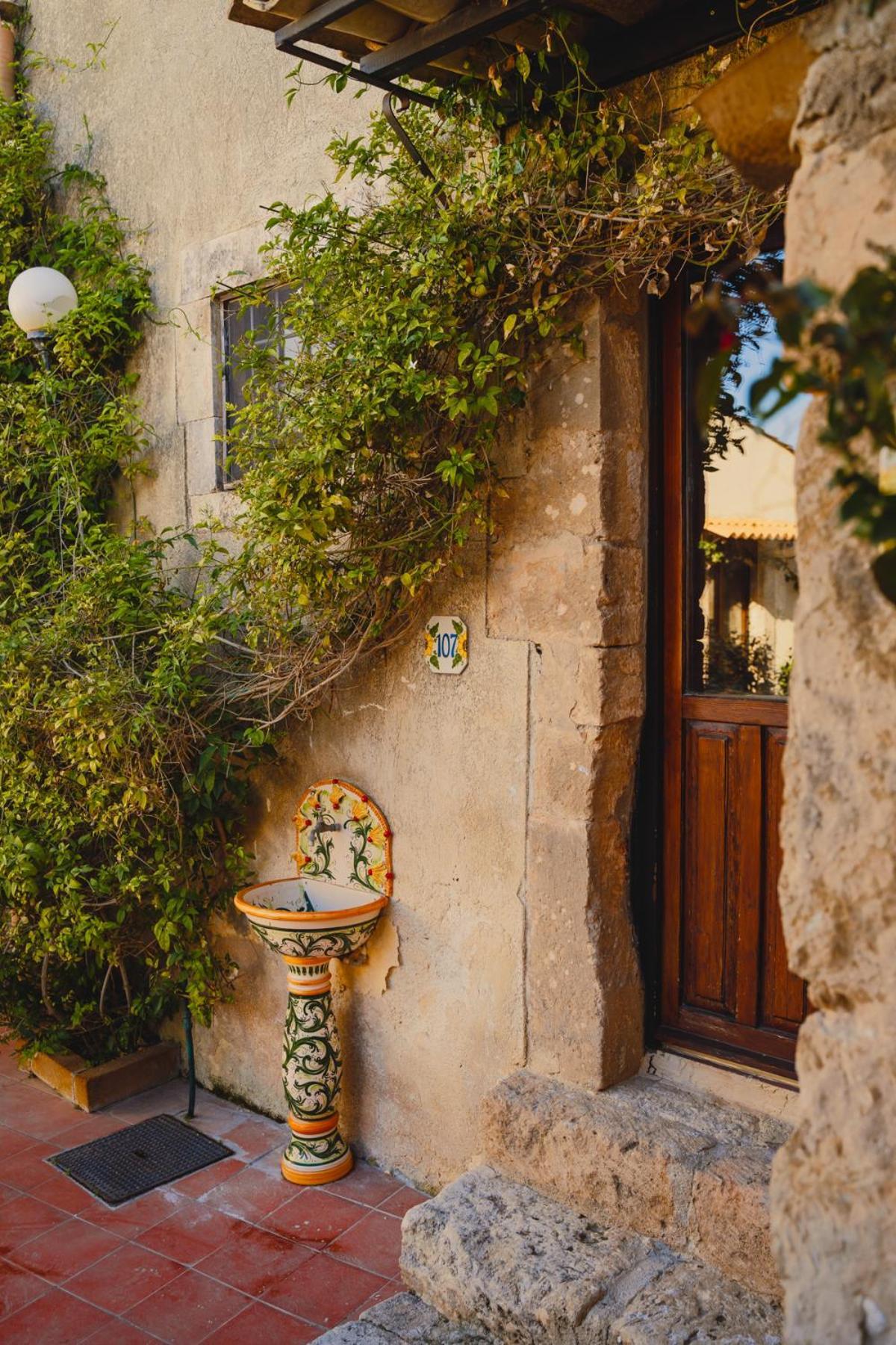 Hotel Villa Giulia Рейтани Экстерьер фото